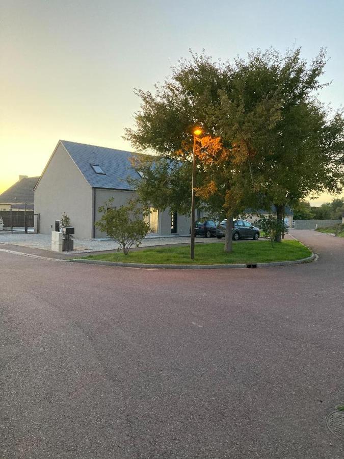 Chambre, Salle De Bain, Toilette, Salon Privatif Sainte-Marie-du-Mont  Exterior foto